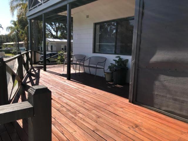 Batemans Bay Holiday Park & Hostel Exterior photo